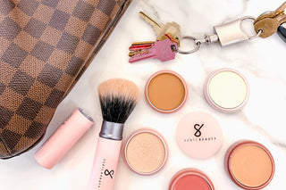 How To Organize Makeup for Traveling: Tips & Tricks 